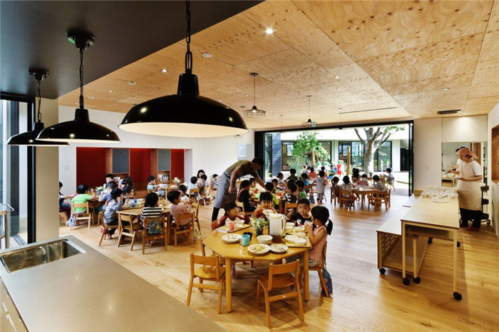 靈動自然的幼兒園餐廳裝修設計效果圖