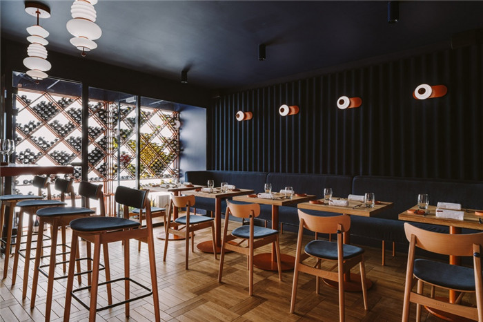精致西餐廳用餐區(qū)裝修設(shè)計(jì)圖