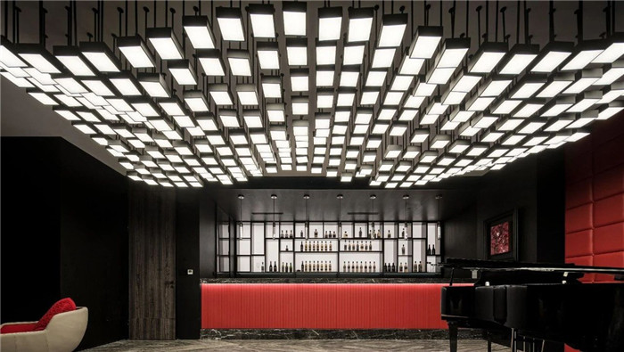 餐廳吧臺設計-鄭州創意餐廳裝修公司推薦Young藝術餐廳裝修設計